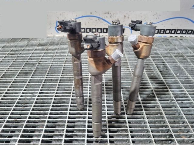 bontott HYUNDAI ix35 Porlasztó (1 db)