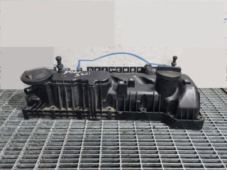 bontott HYUNDAI ix35 Szelepfedél