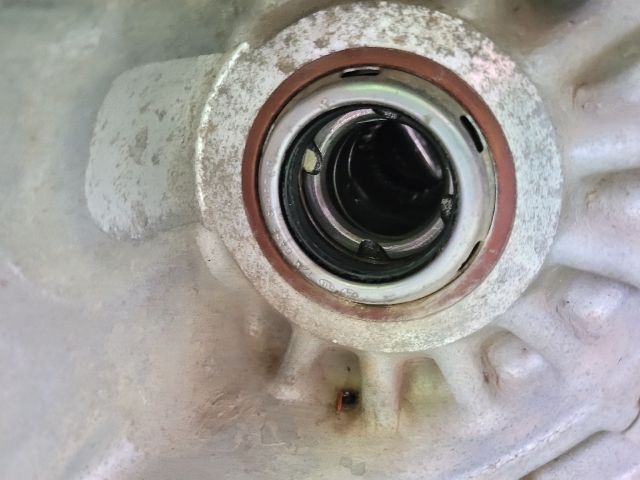 bontott HYUNDAI ix35 Váltó (Mechanikus)