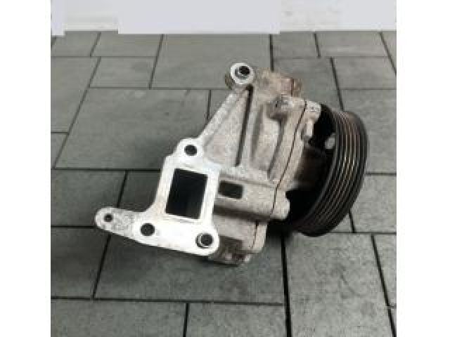 bontott HYUNDAI ix35 Vízpumpa