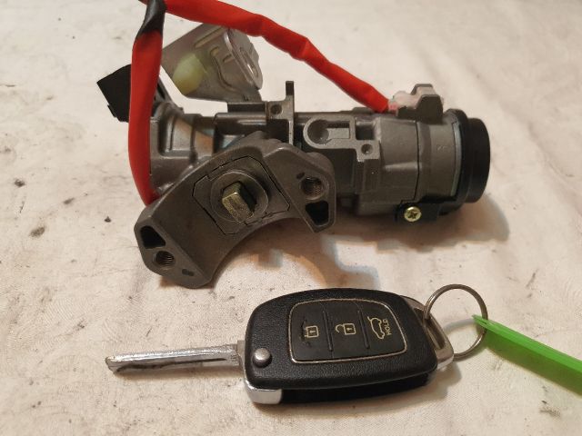 bontott HYUNDAI ix35 Gyújtáskapcsoló Házzal