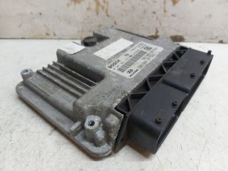 bontott HYUNDAI ix35 Motorvezérlő