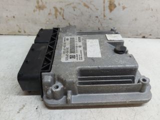 bontott HYUNDAI ix35 Motorvezérlő