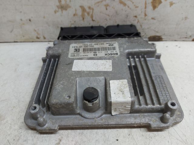 bontott HYUNDAI ix35 Motorvezérlő