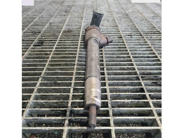 bontott HYUNDAI ix35 Porlasztó (1 db)