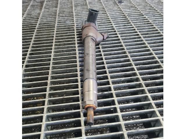 bontott HYUNDAI ix35 Porlasztó (1 db)