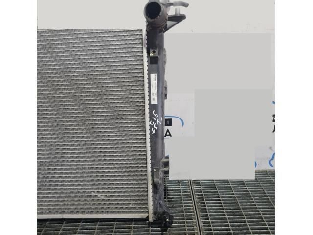 bontott HYUNDAI ix35 Vízhűtő Radiátor (Klímás)