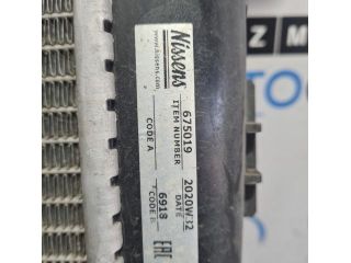 bontott HYUNDAI ix35 Vízhűtő Radiátor (Klímás)