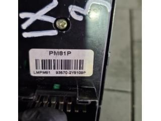 bontott HYUNDAI ix35 Ablakemelő Kapcsoló Négyes / Kettes