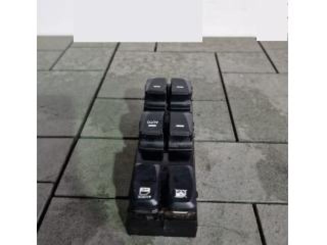 bontott HYUNDAI ix35 Ablakemelő Kapcsoló Négyes / Kettes