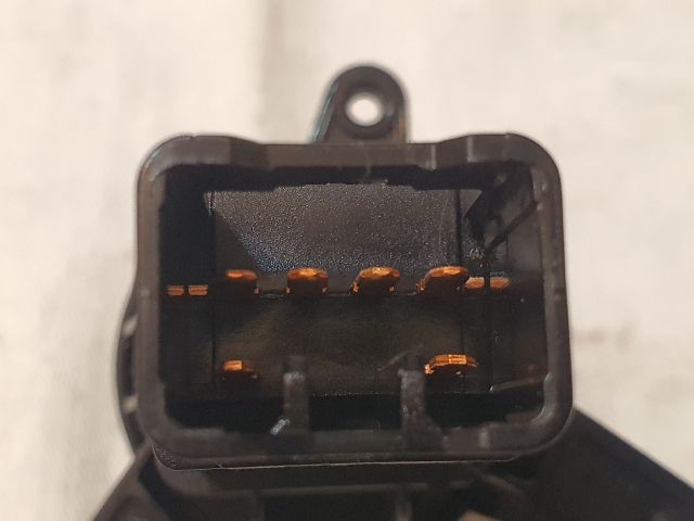 bontott HYUNDAI ix35 Ablakfűtés Kapcsoló