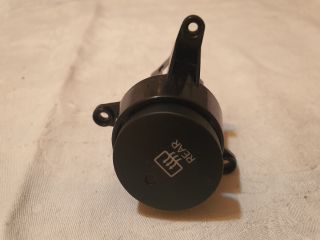 bontott HYUNDAI ix35 Ablakfűtés Kapcsoló