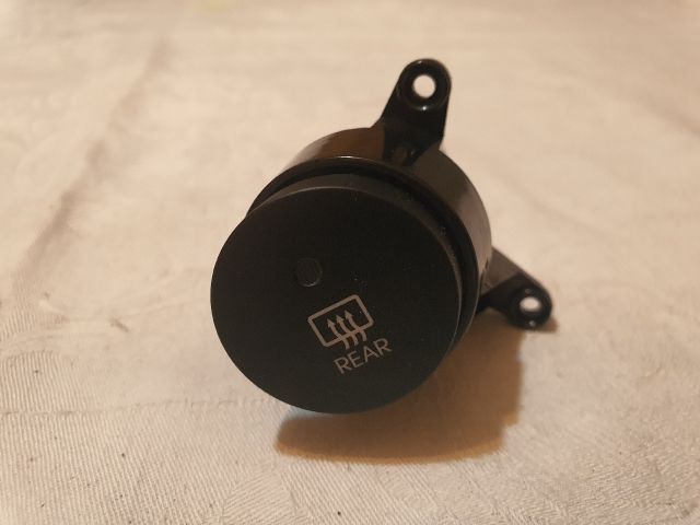 bontott HYUNDAI ix35 Ablakfűtés Kapcsoló