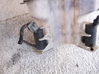 bontott HYUNDAI ix35 Ablakmosó Tartály