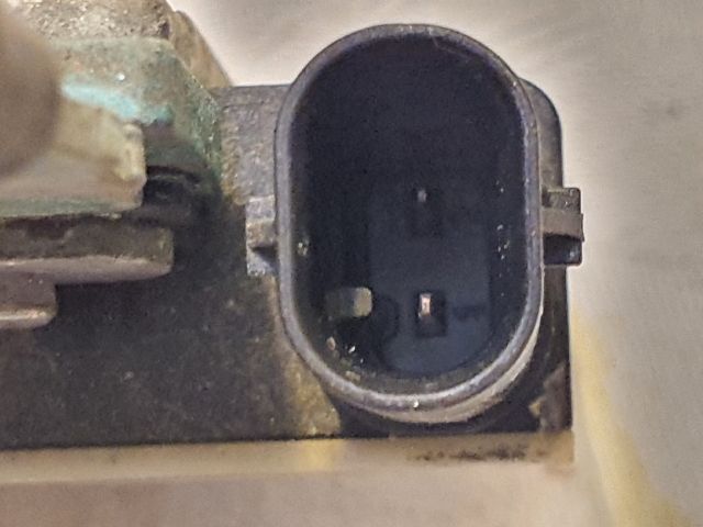 bontott HYUNDAI ix35 Akkumulátor Saru Elektronikával