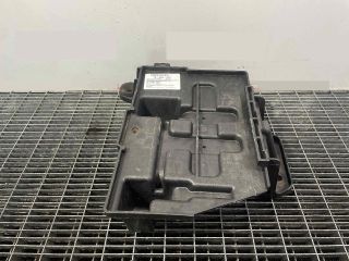 bontott HYUNDAI ix35 Akkumulátor Tartó