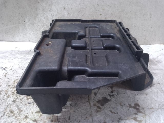 bontott HYUNDAI ix35 Akkumulátor Tartó