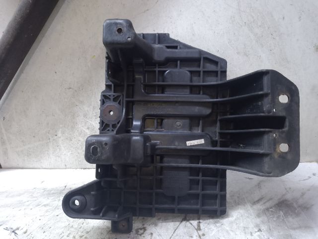 bontott HYUNDAI ix35 Akkumulátor Tartó