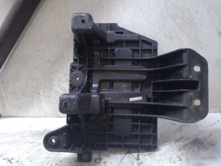 bontott HYUNDAI ix35 Akkumulátor Tartó