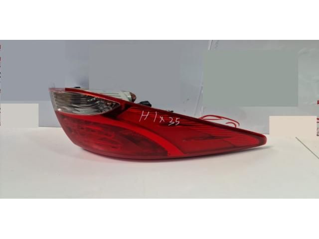 bontott HYUNDAI ix35 Bal Belső Hátsó Lámpa