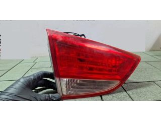 bontott HYUNDAI ix35 Bal Belső Hátsó Lámpa