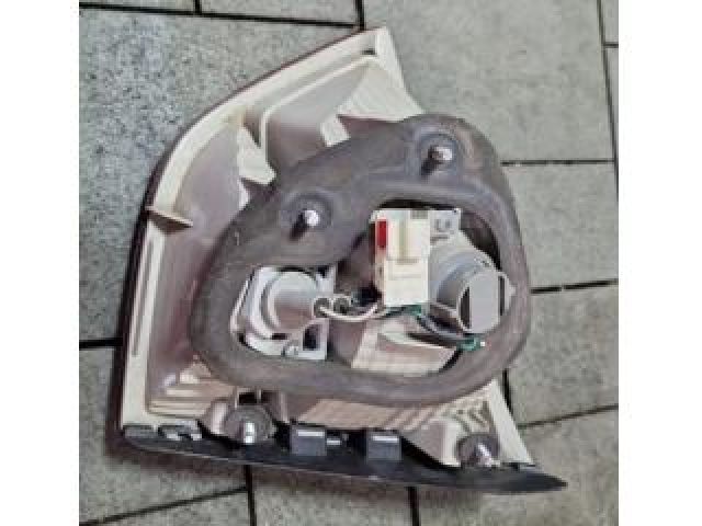 bontott HYUNDAI ix35 Bal Belső Hátsó Lámpa