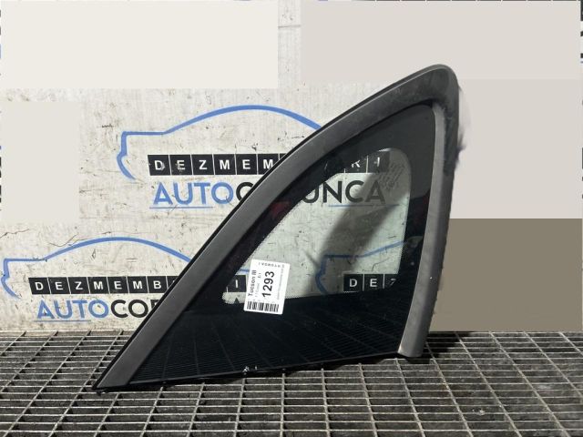 bontott HYUNDAI ix35 Bal C Oszlop Oldalablak Üveg