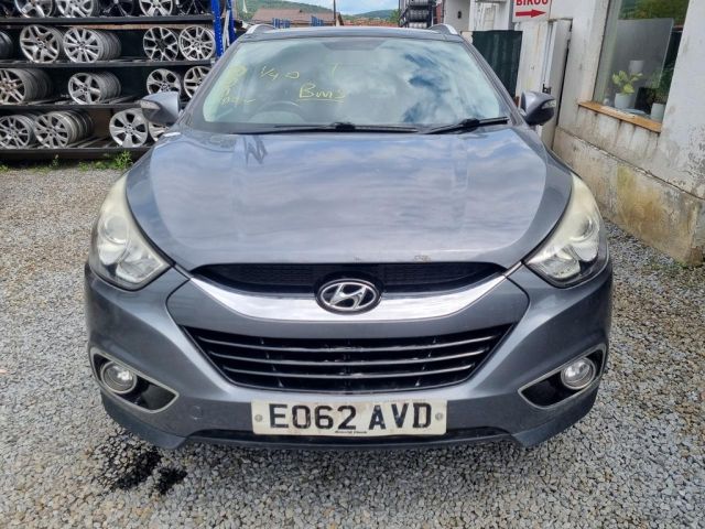 bontott HYUNDAI ix35 Bal C Oszlop Oldalablak Üveg