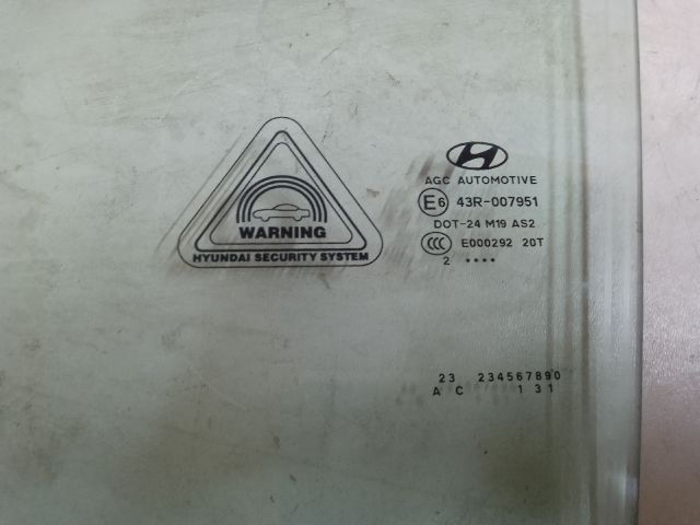 bontott HYUNDAI ix35 Bal első Ablak