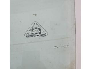 bontott HYUNDAI ix35 Bal első Ablak