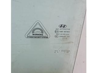 bontott HYUNDAI ix35 Bal első Ablak