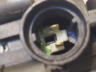 bontott HYUNDAI ix35 Bal első Ablakemelő Motor