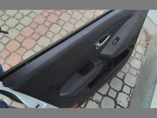 bontott HYUNDAI ix35 Bal első Ajtó (Részeivel)