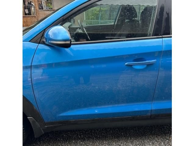 bontott HYUNDAI ix35 Bal első Ajtó (Üres lemez)