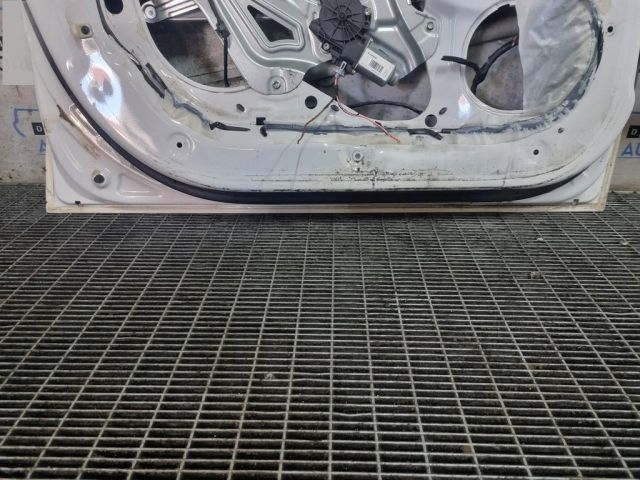 bontott HYUNDAI ix35 Bal első Ajtó (Üres lemez)