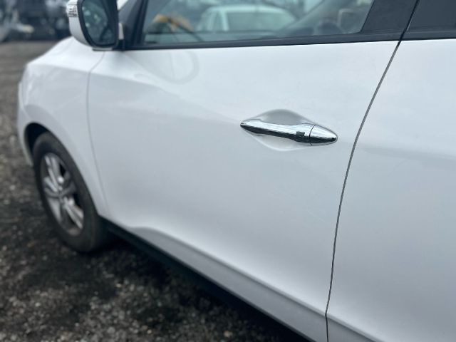 bontott HYUNDAI ix35 Bal első Ajtó (Üres lemez)