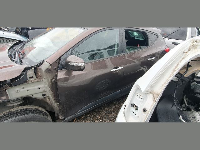 bontott HYUNDAI ix35 Bal első Ajtó (Üres lemez)