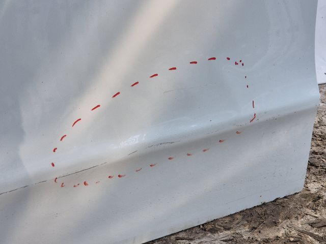 bontott HYUNDAI ix35 Bal első Ajtó (Üres lemez)