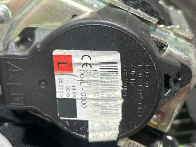 bontott HYUNDAI ix35 Bal első Biztonsági Öv