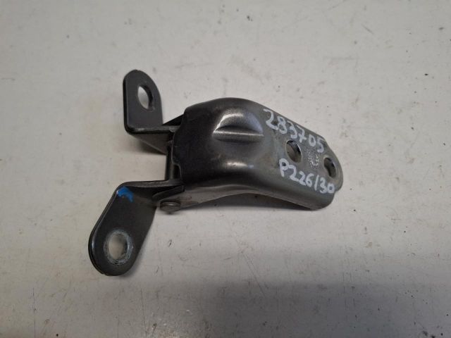 bontott HYUNDAI ix35 Bal első Felső Zsanér