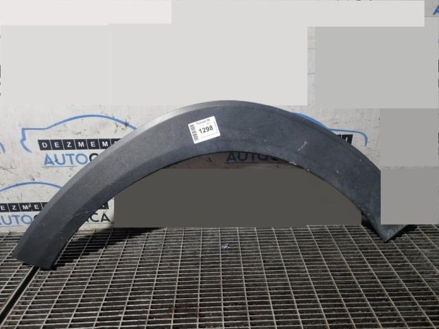 bontott HYUNDAI ix35 Bal első Sárvédő Szélesítő