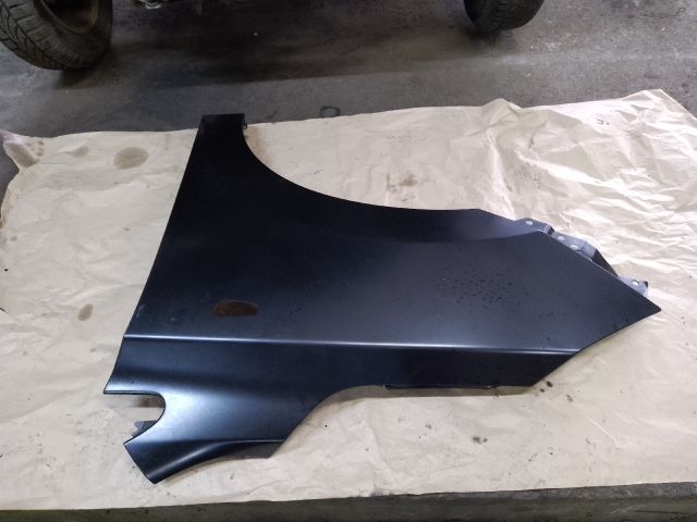 bontott HYUNDAI ix35 Bal első Sárvédő