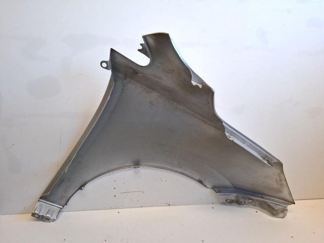 bontott HYUNDAI ix35 Bal első Sárvédő