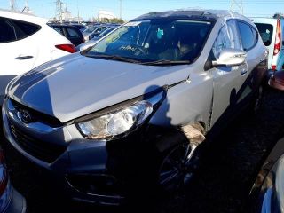 bontott HYUNDAI ix35 Bal első Sárvédő