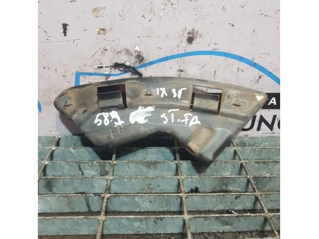 bontott HYUNDAI ix35 Bal Fényszóró Tartó