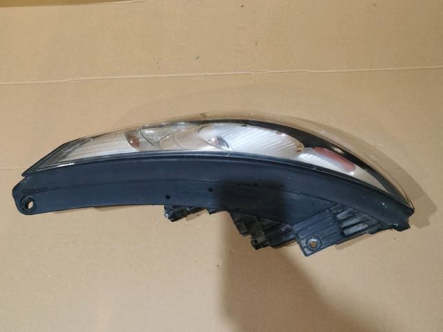 bontott HYUNDAI ix35 Bal Fényszóró