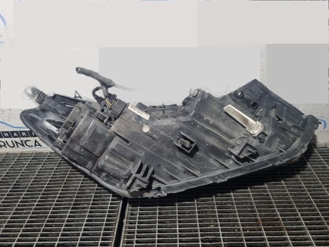 bontott HYUNDAI ix35 Bal Fényszóró