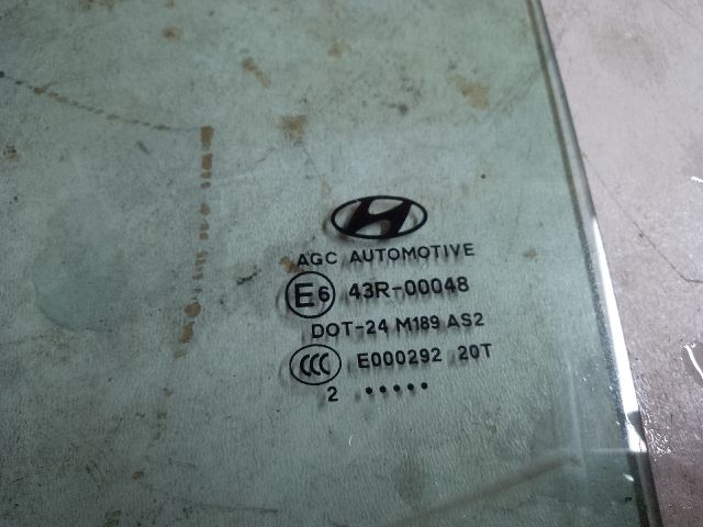 bontott HYUNDAI ix35 Bal hátsó Ablak