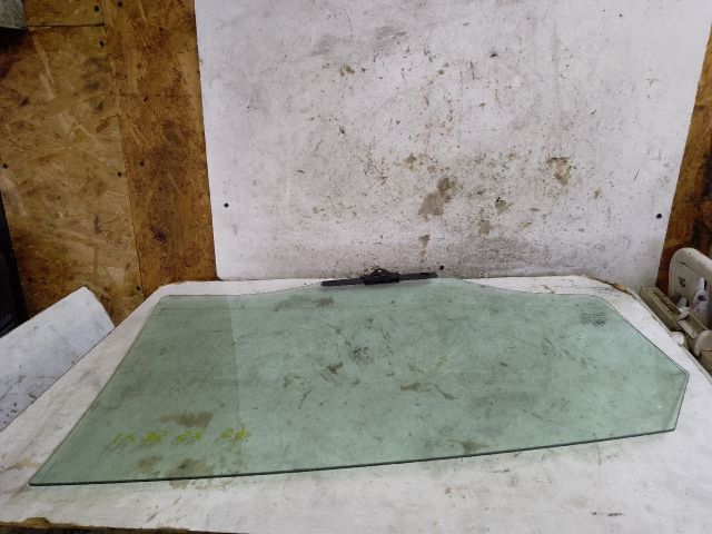 bontott HYUNDAI ix35 Bal hátsó Ablak