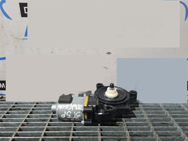 bontott HYUNDAI ix35 Bal hátsó Ablakemelő Szerkezet (Elektromos)